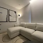 Apartment Garibaldi 2 Renovated 1br With Parking, Old Town Olbia