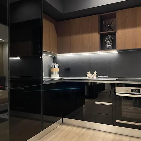 Superior 1br - Fully Renovated & Equipped - Prime Centre Location - Garibaldi#2 - Parking Apartment Olbia