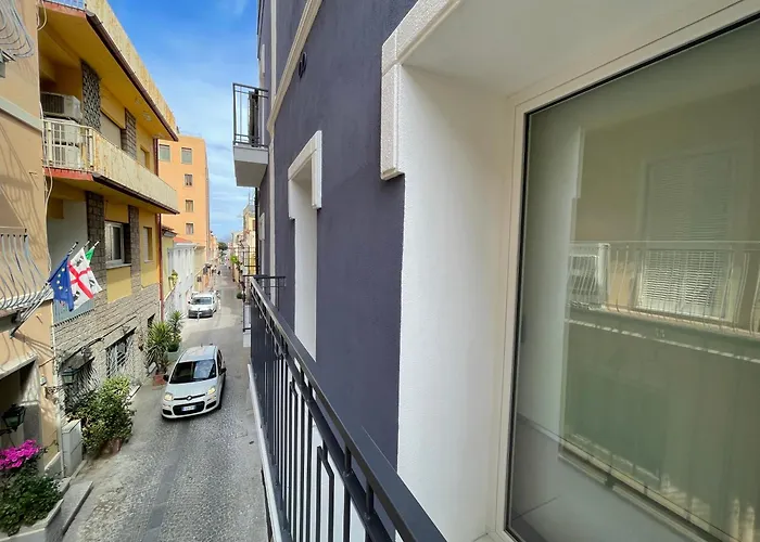 Apartmán Superior 1br - Fully Renovated & Equipped - Prime Centre Location - Garibaldi#2 - Parking Olbia